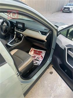 تۆیۆتا ڕاڤ 4